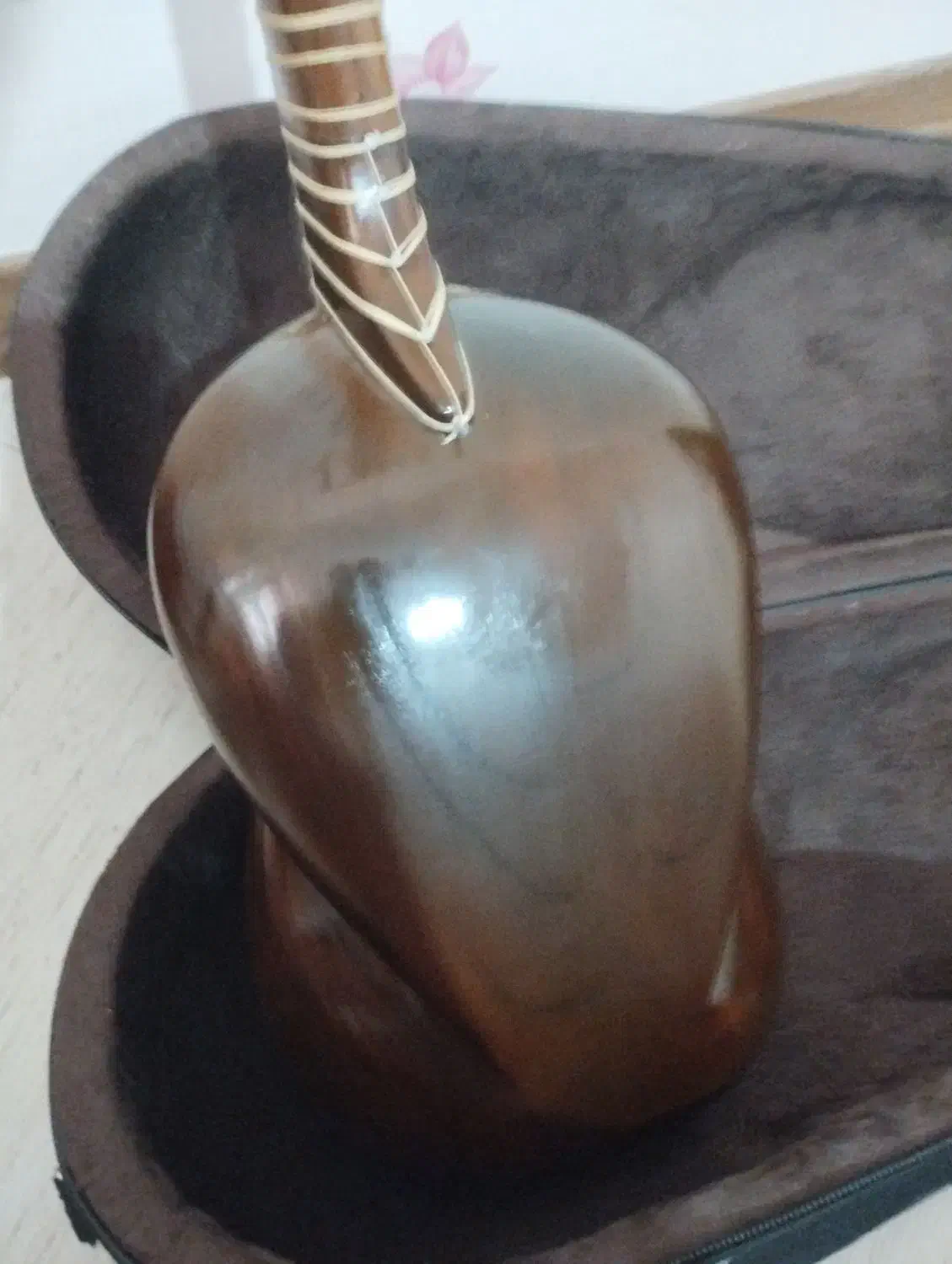 ساز تار|سازهای سنتی|برخوار, |دیوار