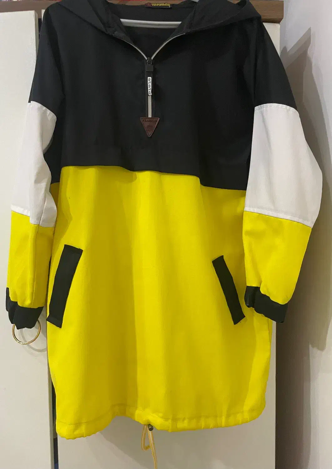 مانتو درحد نو|لباس|آشخانه, |دیوار