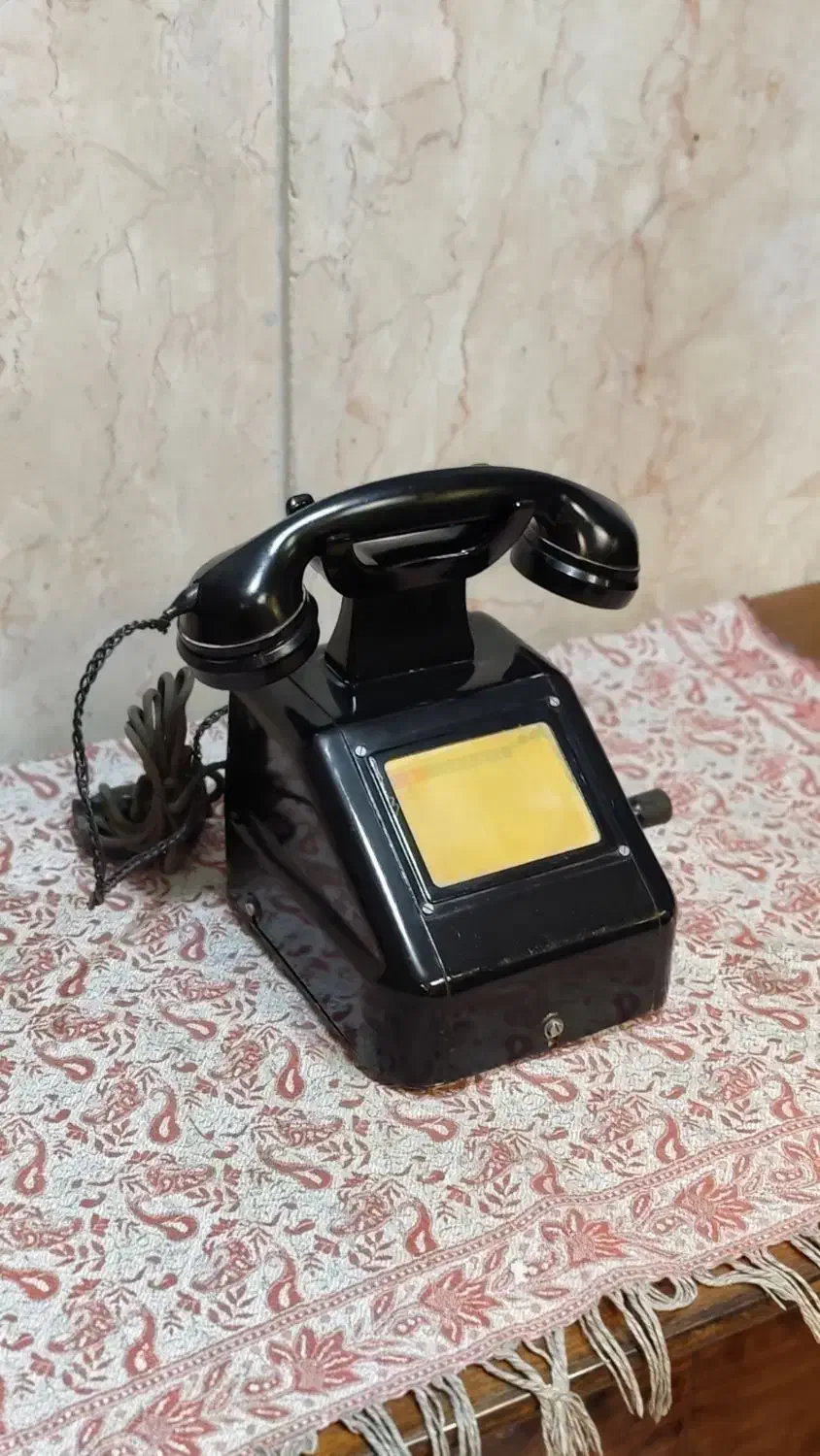 تلفن هندلی ساخت یوگوسلاوی|کلکسیون اشیاء عتیقه|تهران, شهرک طالقانی|دیوار