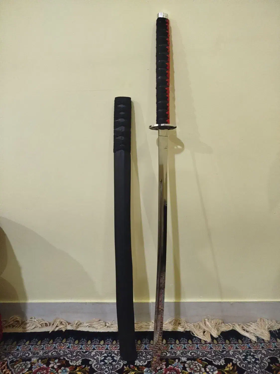 چاقو بامبوزن و شمشیر ورزشی|کلکسیون اشیاء عتیقه|قزوین, |دیوار