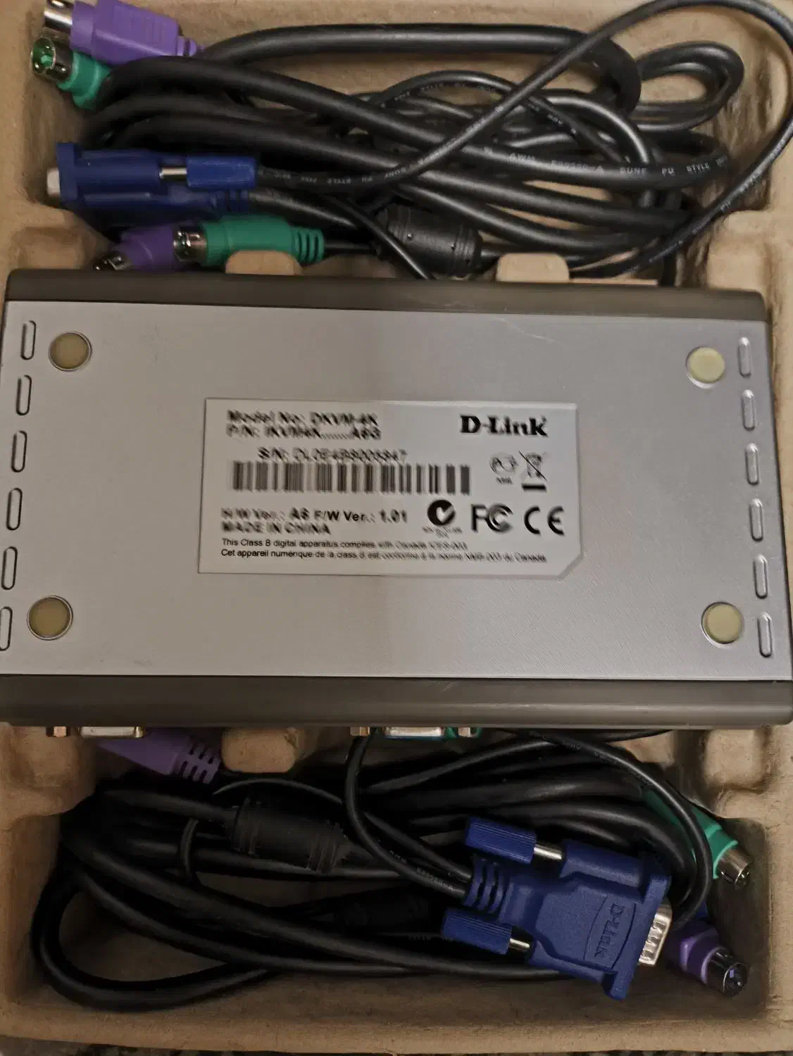 سوییچ KVM چهار پورت مدل D-LINK|مودم و تجهیزات شبکه|تهران, ونک|دیوار