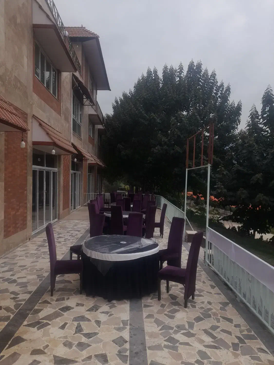 استخدام خانم در هتل|استخدام سرایداری و نظافت|گرگان, |دیوار