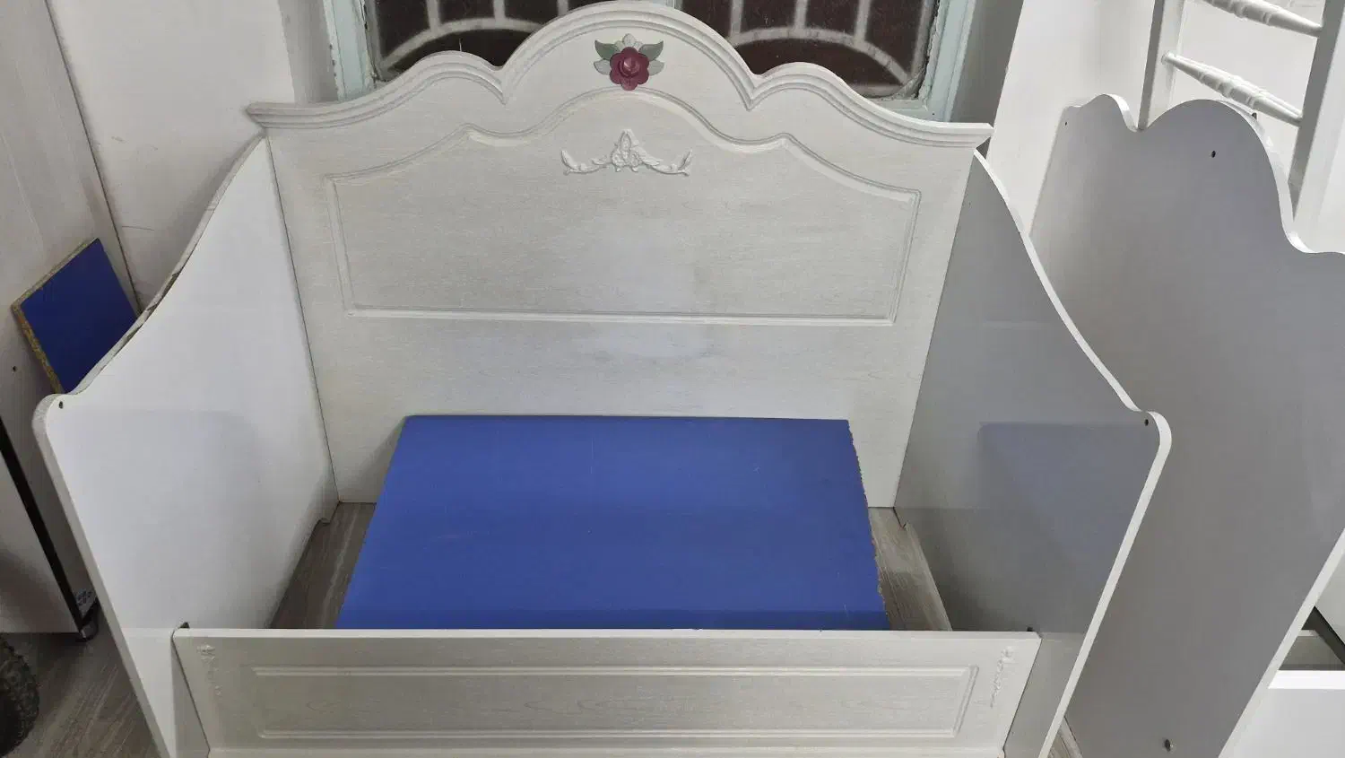 تخت نوزاد (مناسب بدو تولد تا ۷سال)|تخت و صندلی بچه|تربت جام, فاز ۳ فرهنگیان|دیوار