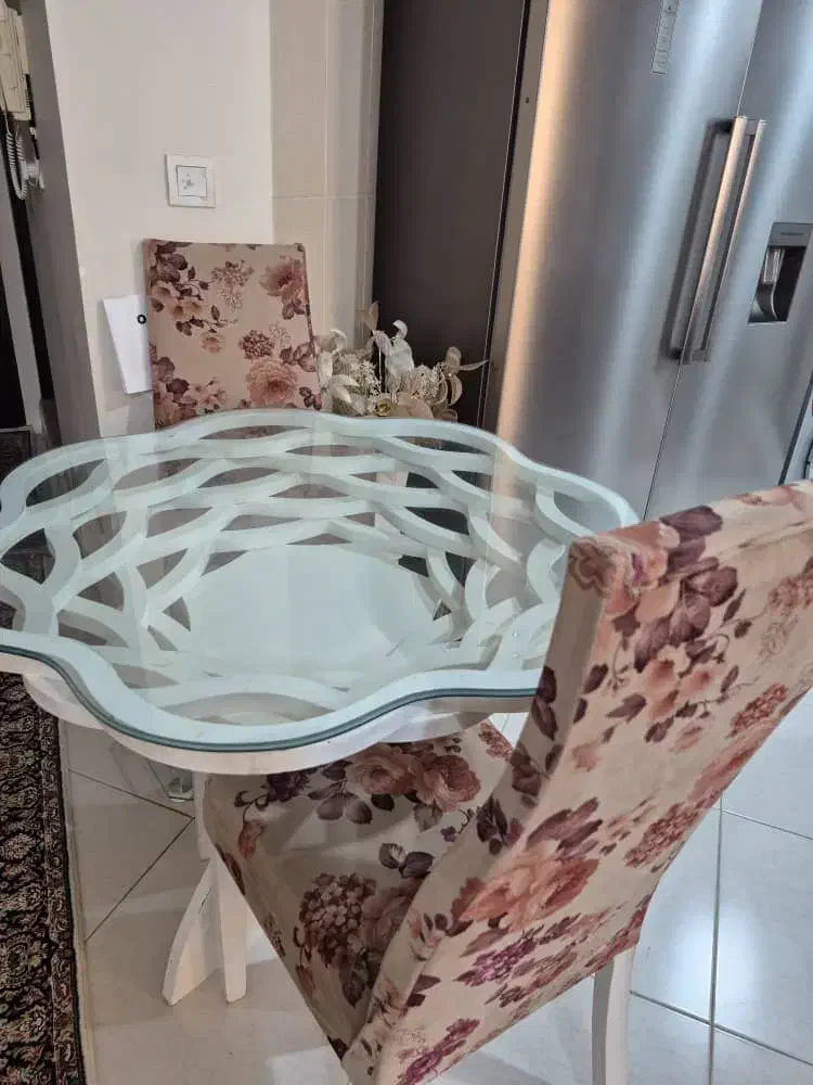 میز غذاخوری|میز و صندلی غذاخوری|قشم, |دیوار