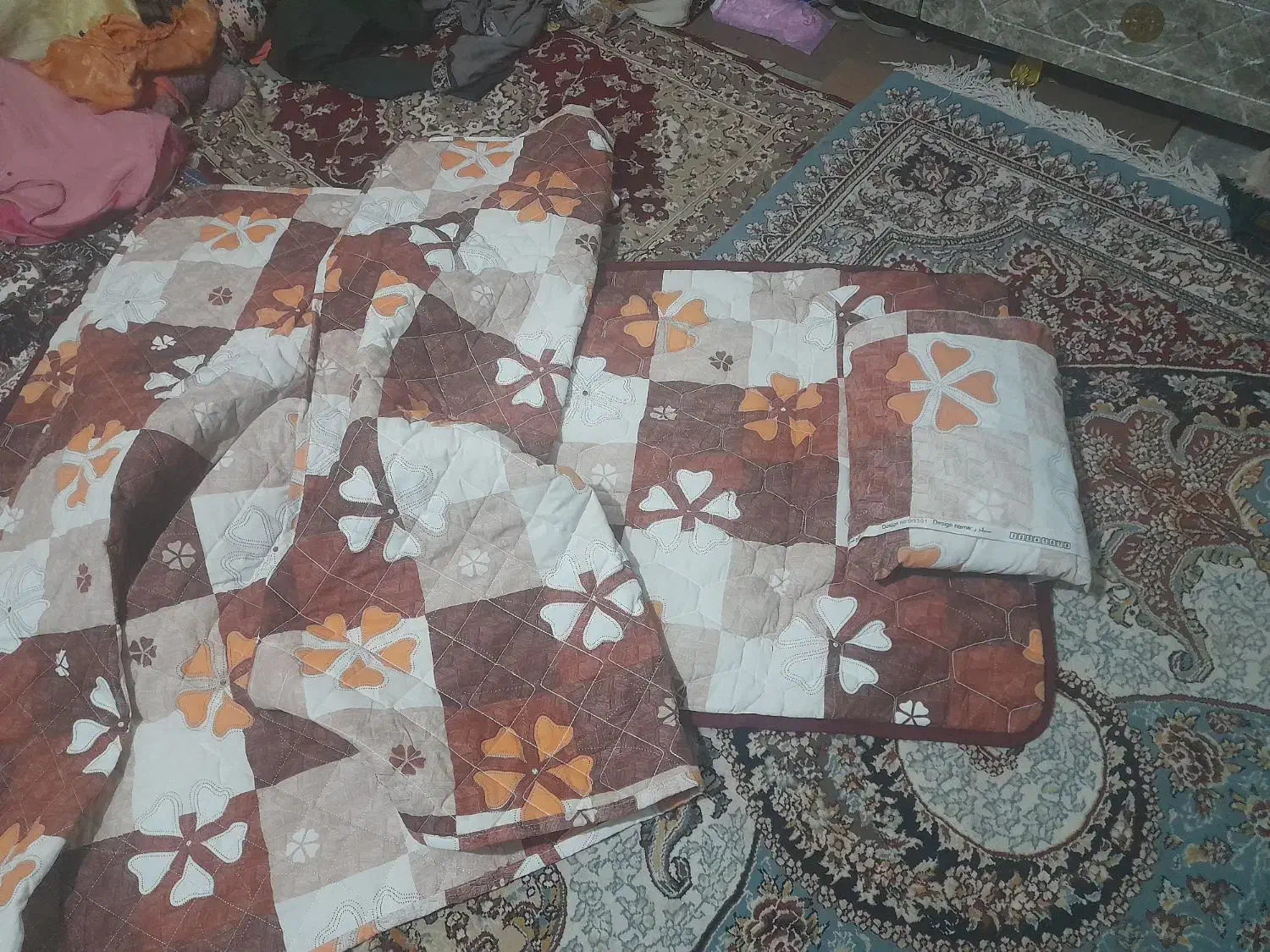 کیسه خواب کامل ومجهزباپالشت طبی داخل کیسه خواب|تشک تختخواب|زاهدان, |دیوار