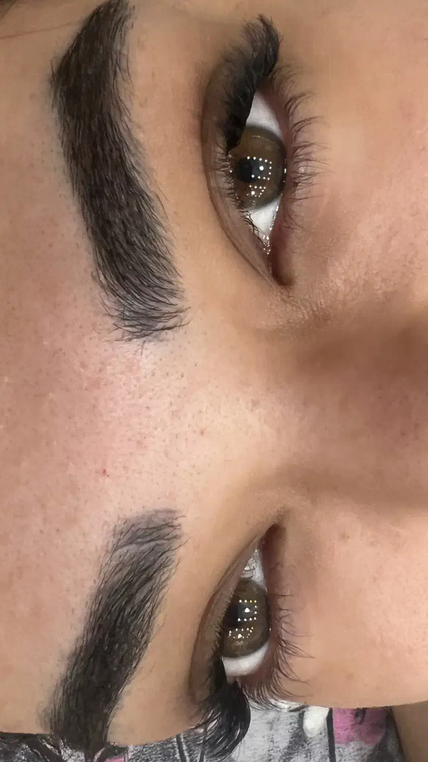 کاشت مژه هیدن ۲۵۰و کاشت ناخن واسپا اف۵۰٪|خدمات آرایشگری و زیبایی|شیراز, شریف‌آباد|دیوار