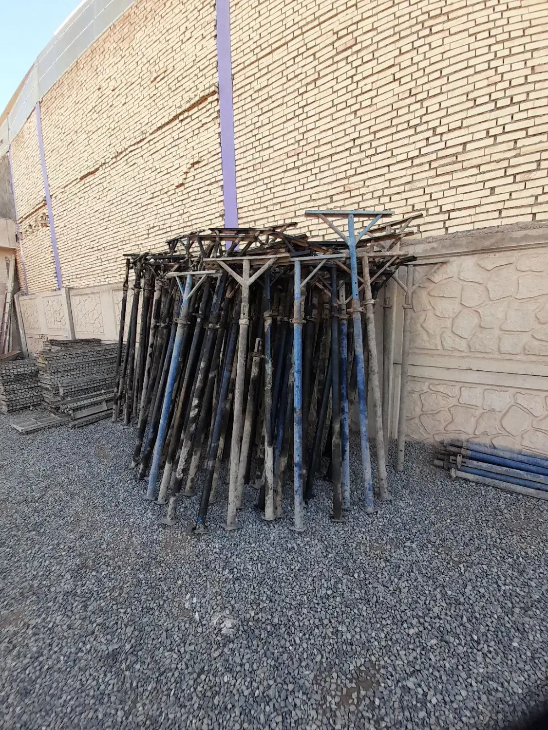 جک فلزی|مصالح و تجهیزات ساختمان|سلفچگان, |دیوار