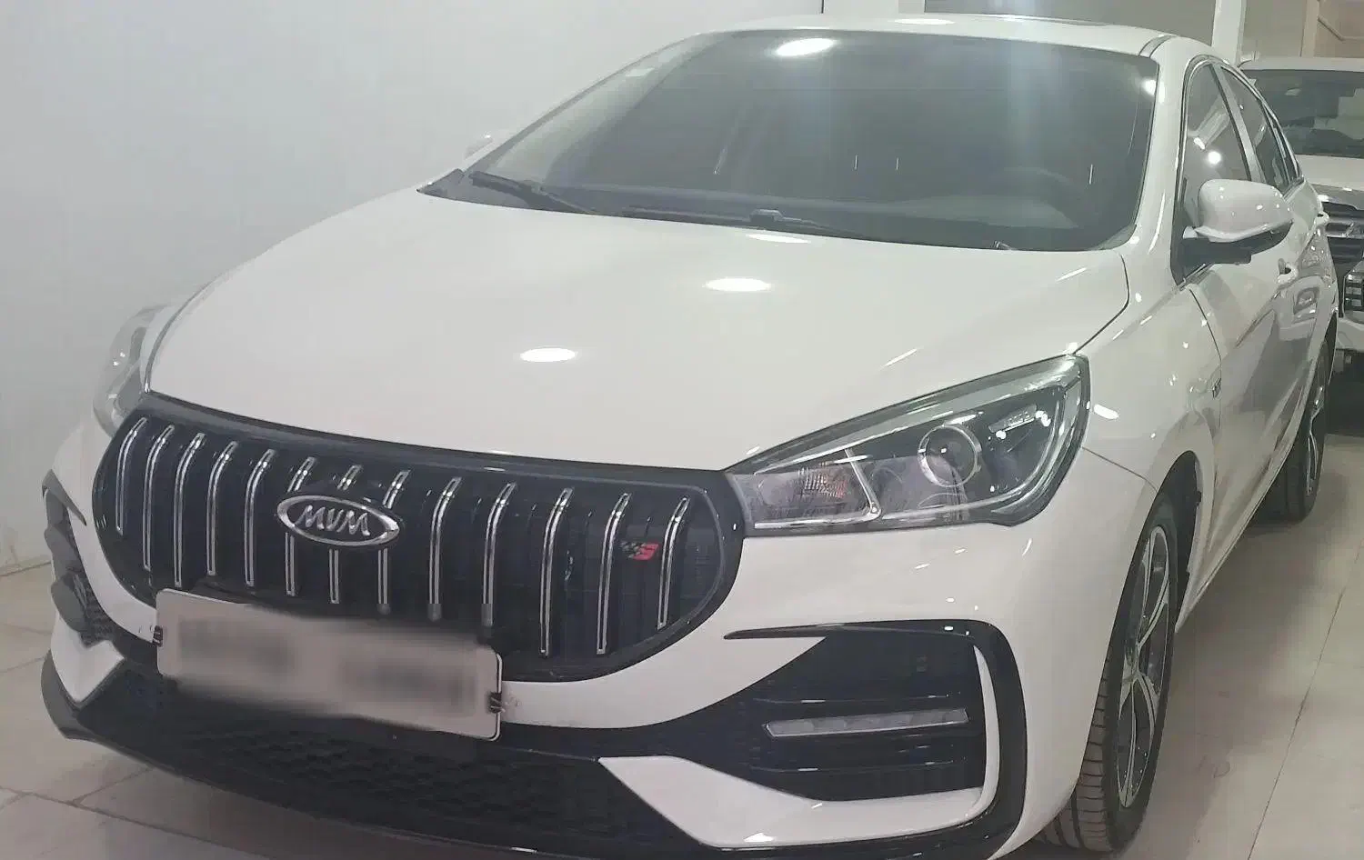 اریزو ۵ flسفید ۱۴۰۴ کم کار|خودرو سواری و وانت|سیرجان, |دیوار