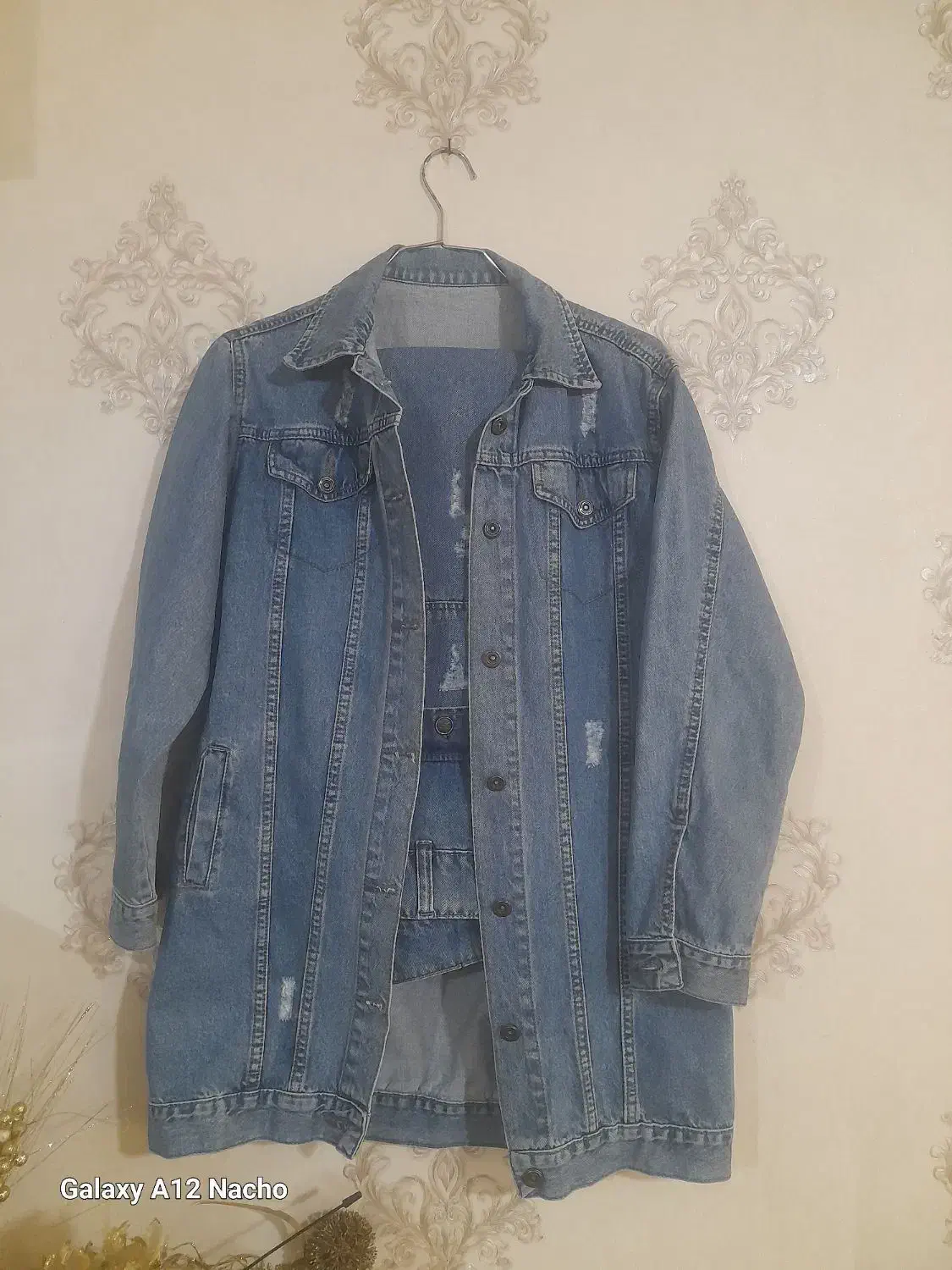 مانتوشلوارجین|لباس|فردیس, داوری|دیوار