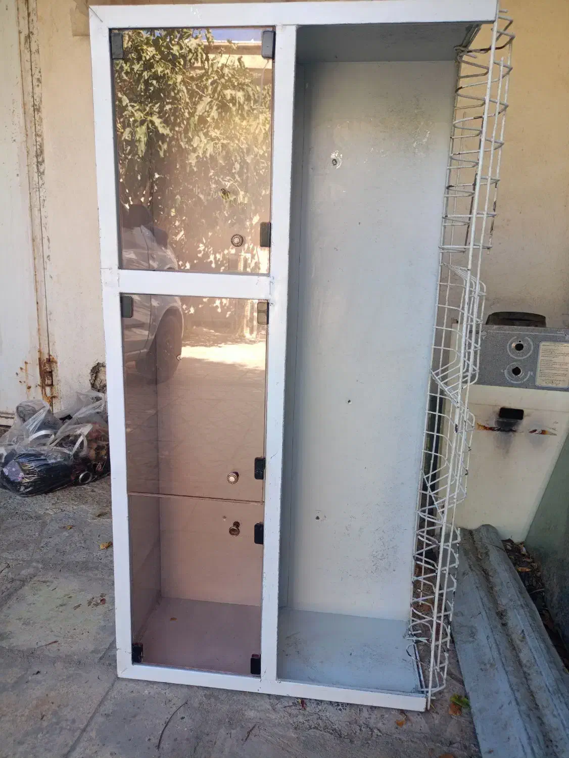 آبچکان|آبچکان و نظمدهنده ظروف|کوهدشت, |دیوار