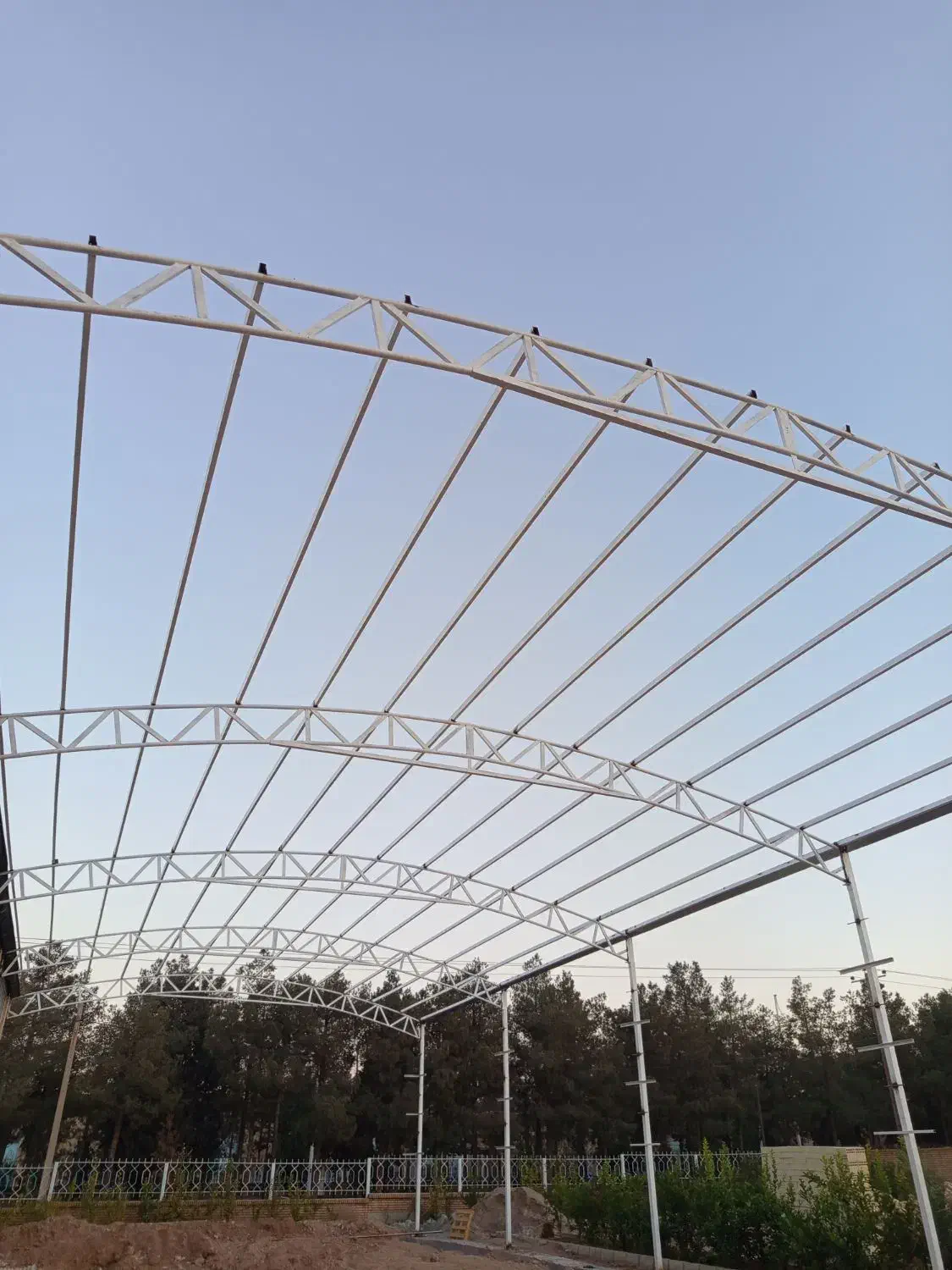 جوشکاری خرپا شیروانی اسکلت فلزی سوله آسانسور شاسی|خدمات پیشه و مهارت|یزد, |دیوار