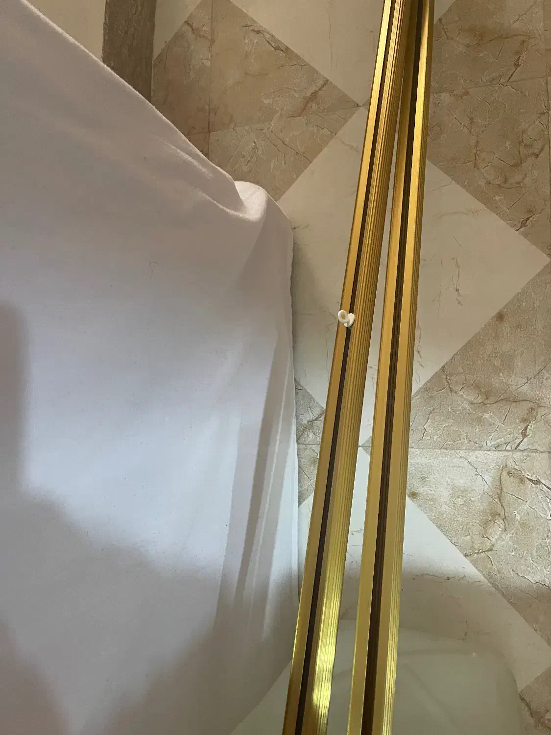 پرده به همراه دوتا میل پرده طلایی فقط۳۰۰|پرده، رانر، رومیزی|بندر کنگان, |دیوار