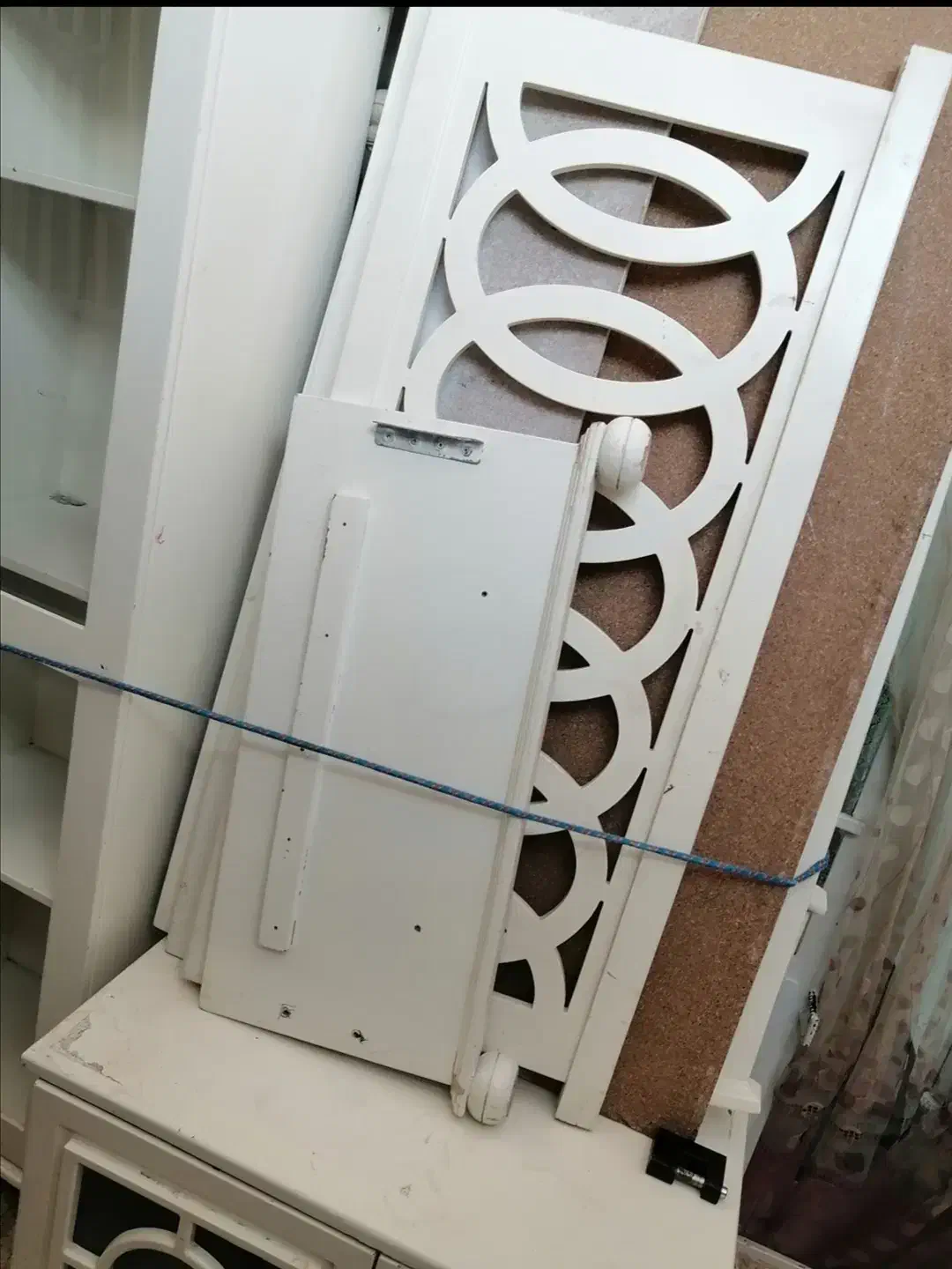 تخت و کمد|اسباب و اثاث بچه|مشهد, زیرکن|دیوار