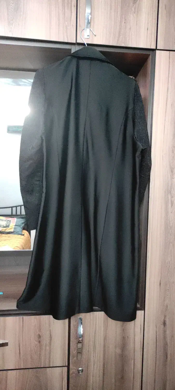 یک عدد مانتو شیک و مجلسی کار شده|لباس|شاهینشهر, شهرک سایت|دیوار