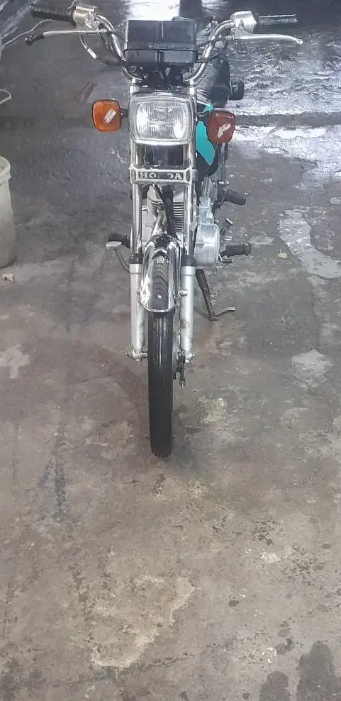 ۱۲۵|موتورسیکلت|بروجرد, |دیوار