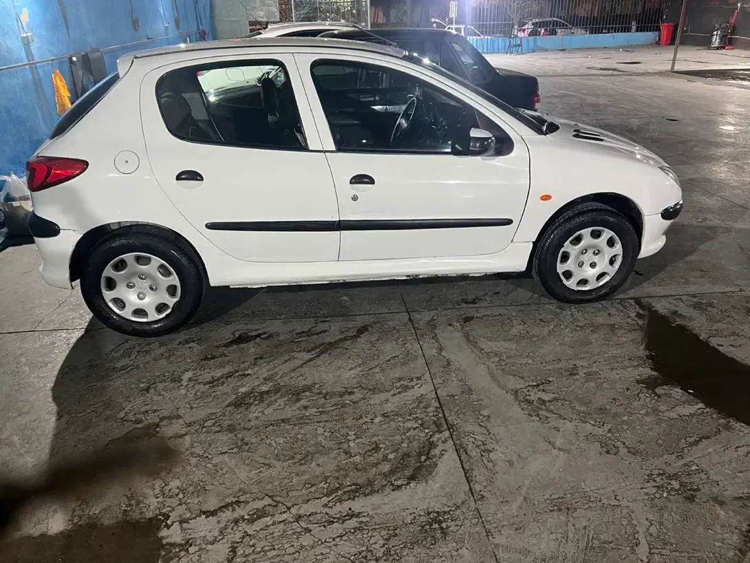 206 تیپ2 رنگ سفید  مدل 1388 دور رنگ سفید اقساطی|خودرو سواری و وانت|مشهد, الهیه|دیوار