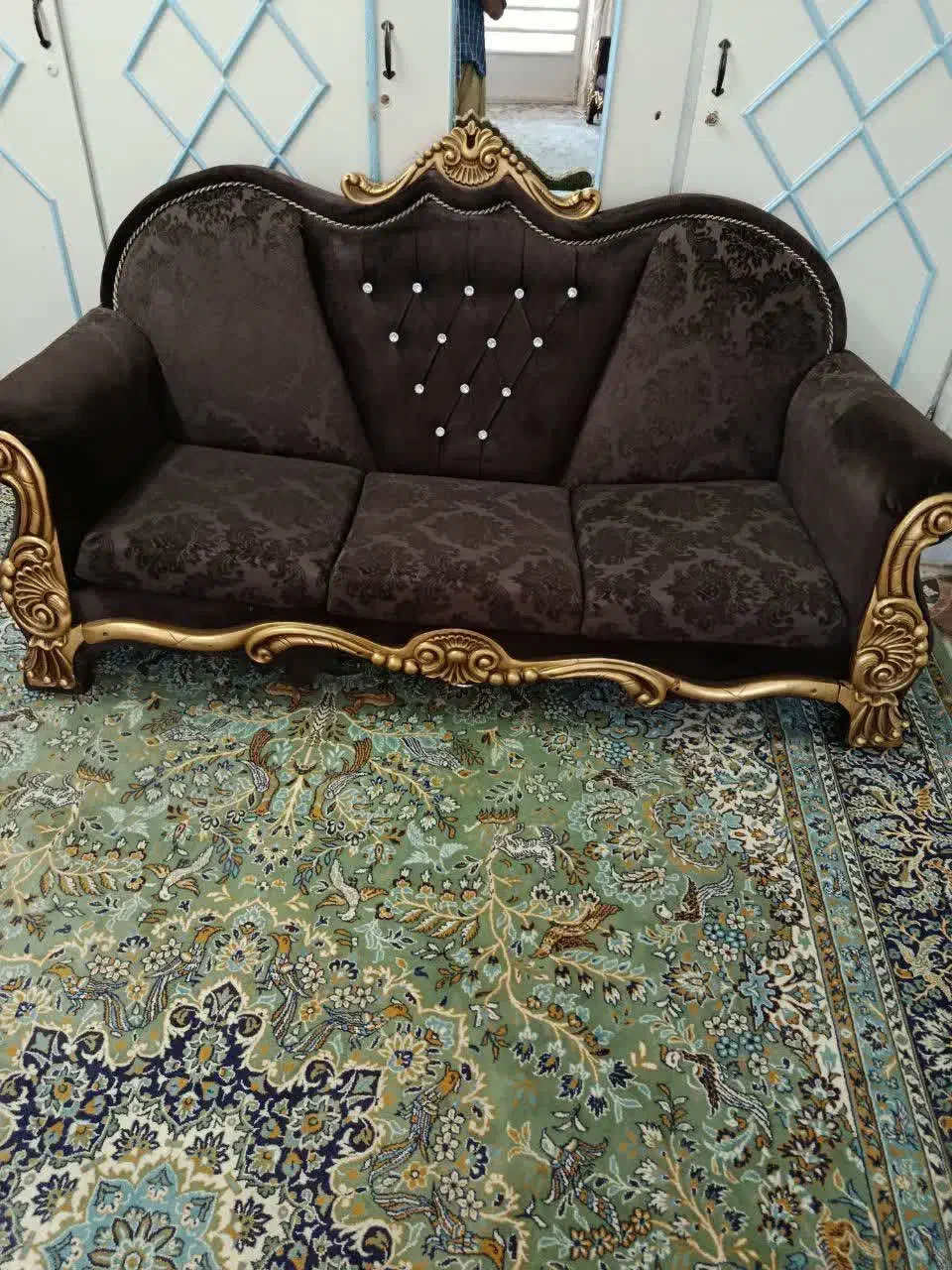 دودست مبل راحتی سالم وتمیز ۱۴نفره|مبلمان خانگی و میز عسلی|میبد, |دیوار