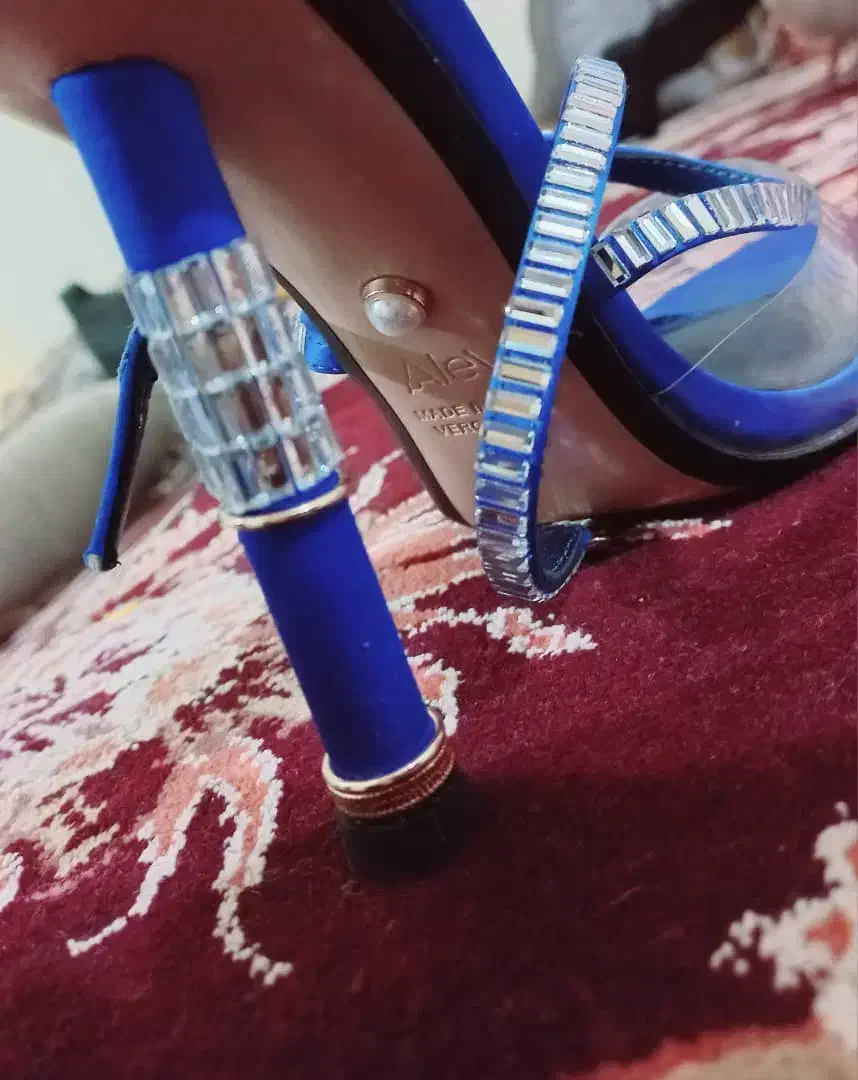 کفش|کیف، کفش، کمربند|زابل, |دیوار