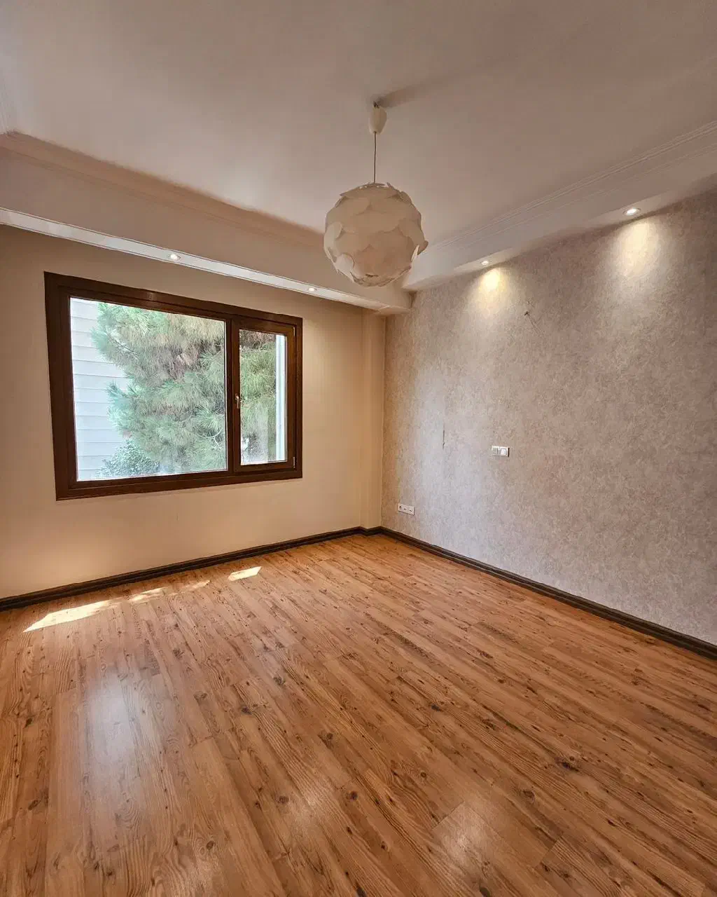 گلسنگ 125 متر، فول مشاعات، استثنایی