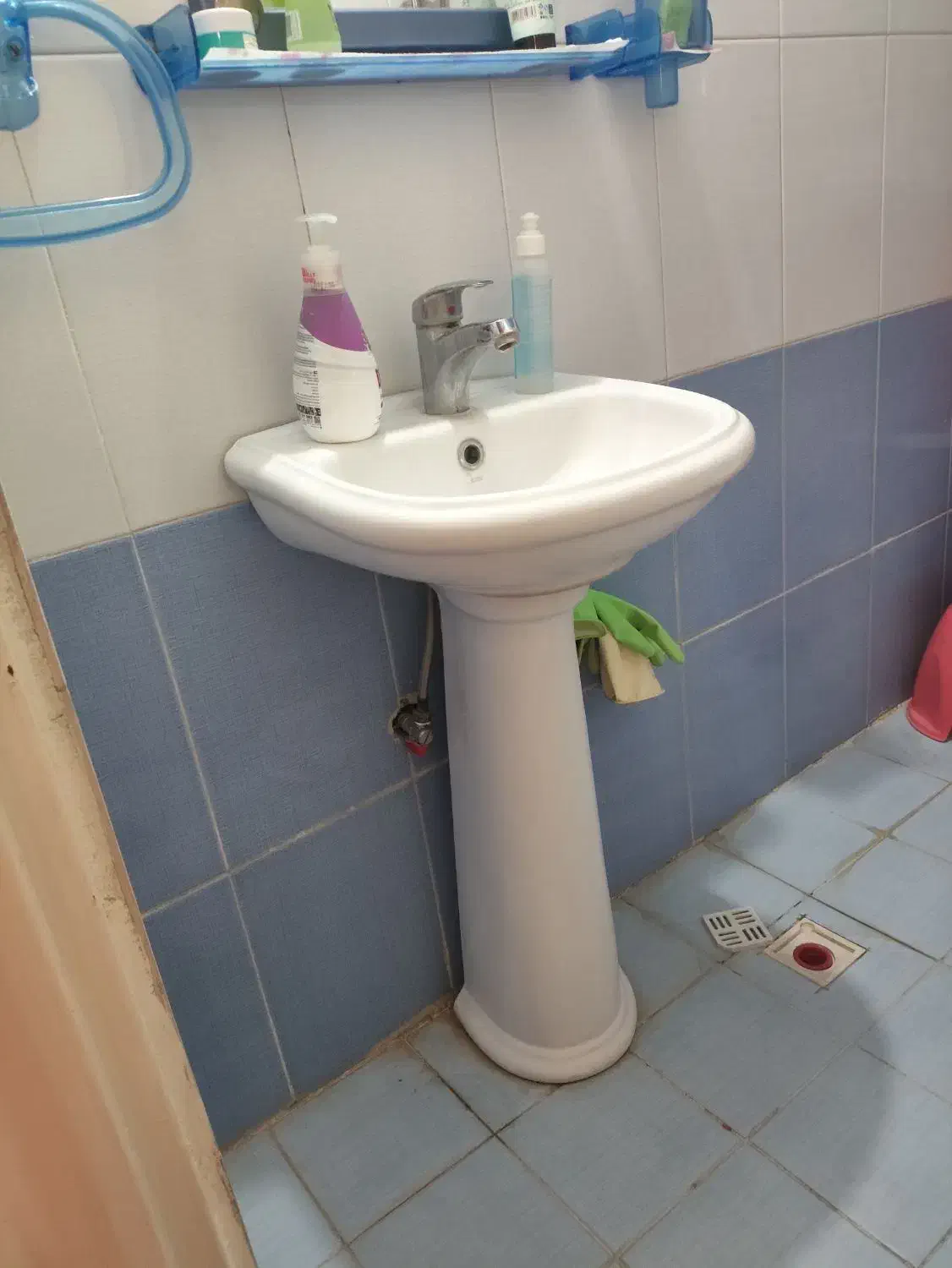 دو عدد روشویی سالم|لوازم سرویس بهداشتی|تهران, فردوس|دیوار