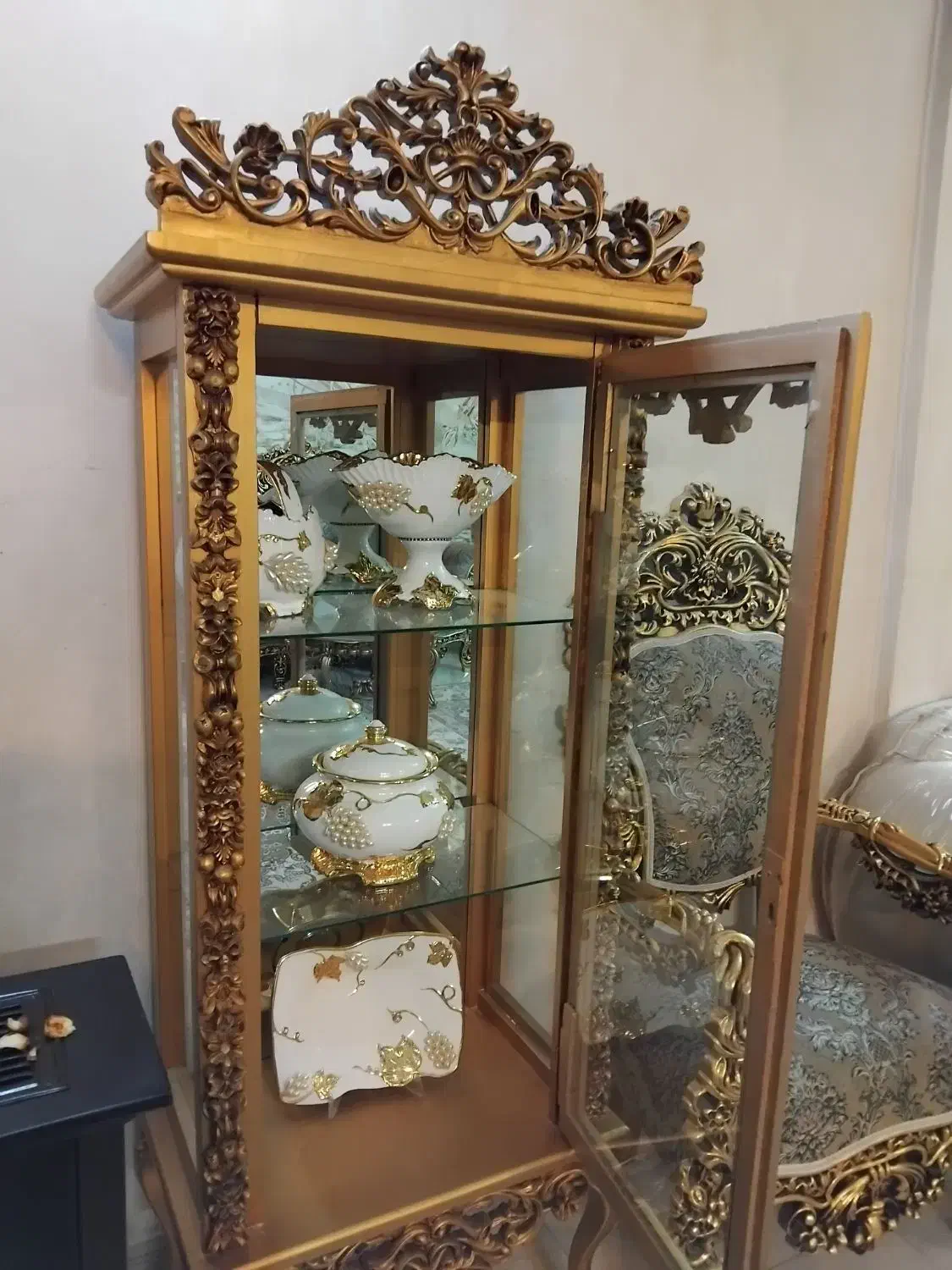 گنجه سلطنتی|بوفه، ویترین، کنسول|مشهد, شهید بصیر|دیوار