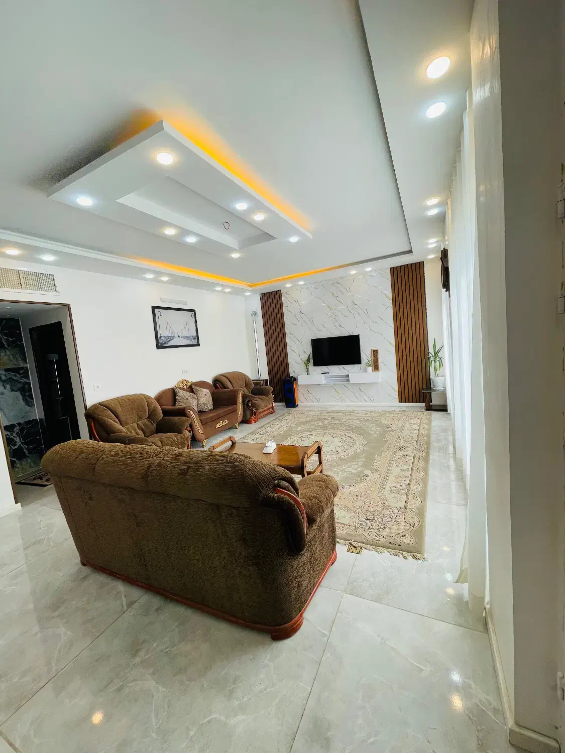 اجاره باغ زردنجان استخر اب گرم|اجارهٔ کوتاهمدت ویلا و باغ|اصفهان, سرشبادران|دیوار