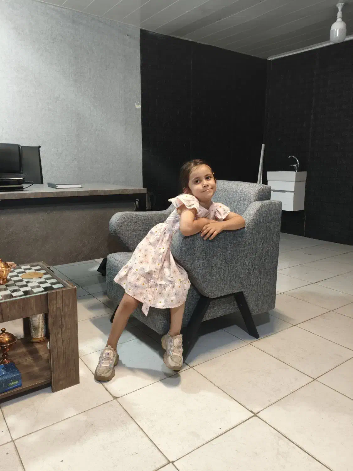 مبلمان اداری کاملاً نو|مبلمان اداری|اصفهان, ملک|دیوار