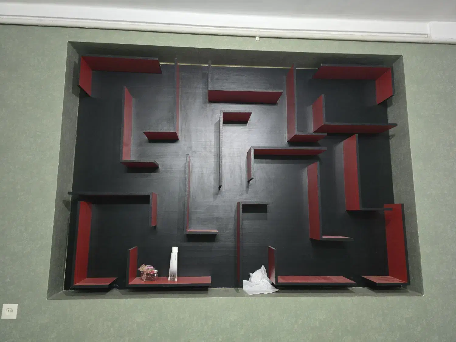 کتابخانه ام دی اف شیک و تمیز|کتابخانه، شلف، قفسههای دیواری|نیشابور, شهرک فرهنگیان|دیوار