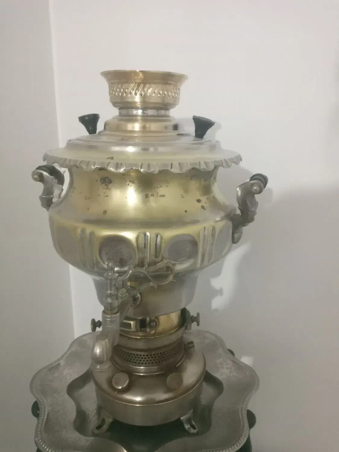 سماور قدیمی|کلکسیون اشیاء عتیقه|نقده, |دیوار