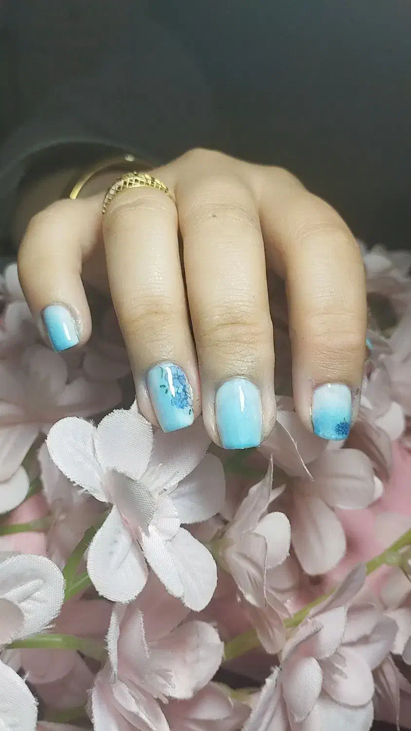 کاشت ناخن|خدمات آرایشگری و زیبایی|زرند, |دیوار