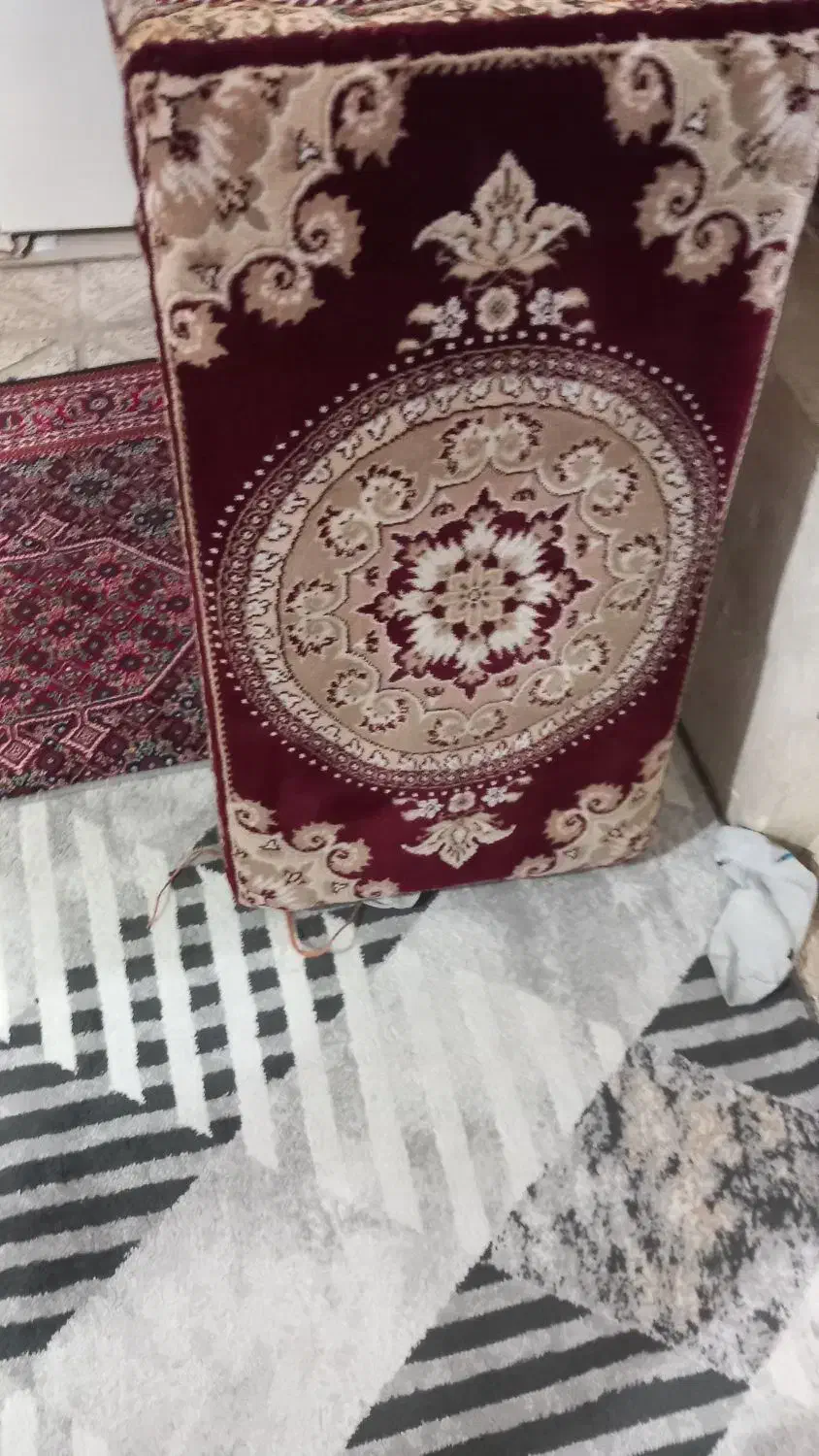 پشتی|پشتی|سنندج, |دیوار