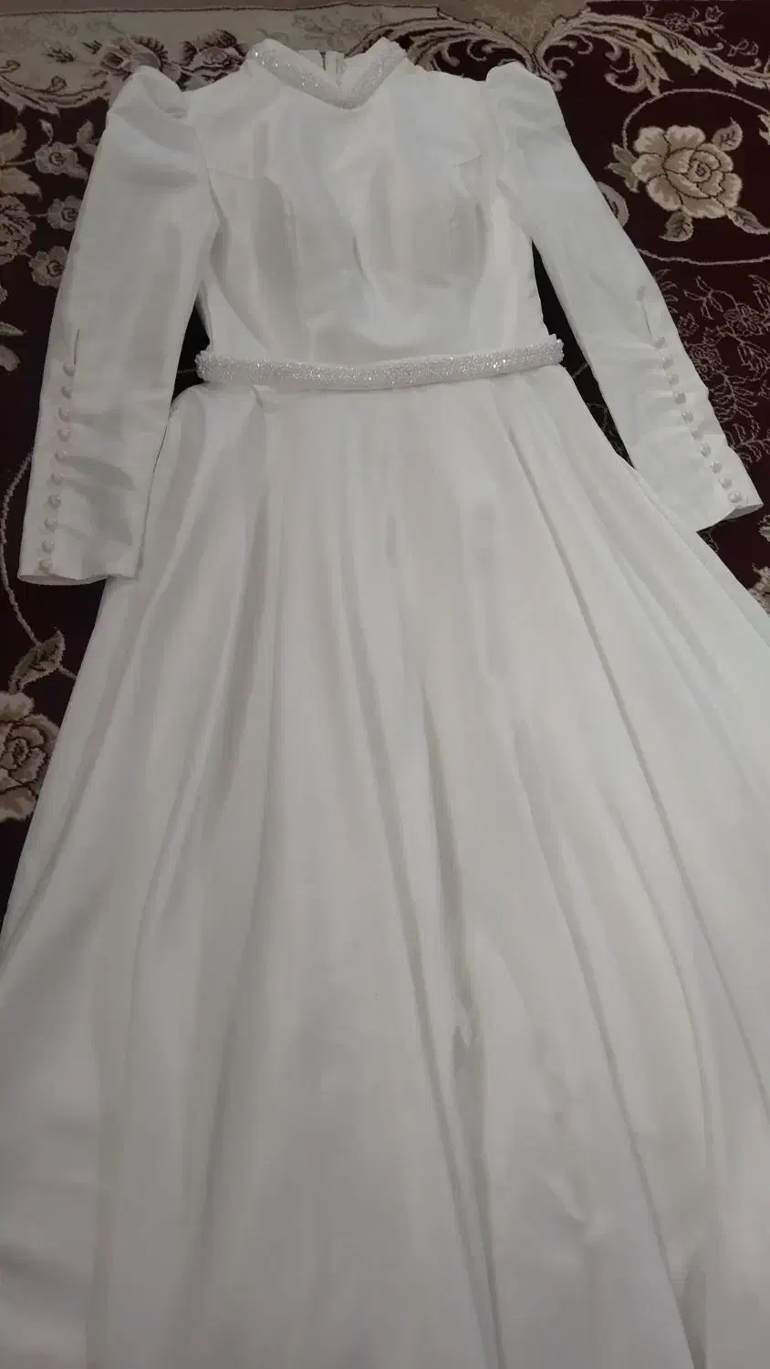 لباس عروس عقد نامزدی فرمالیته پوشیده ۳۸ و دسته گل|لباس|جعفرآباد, |دیوار