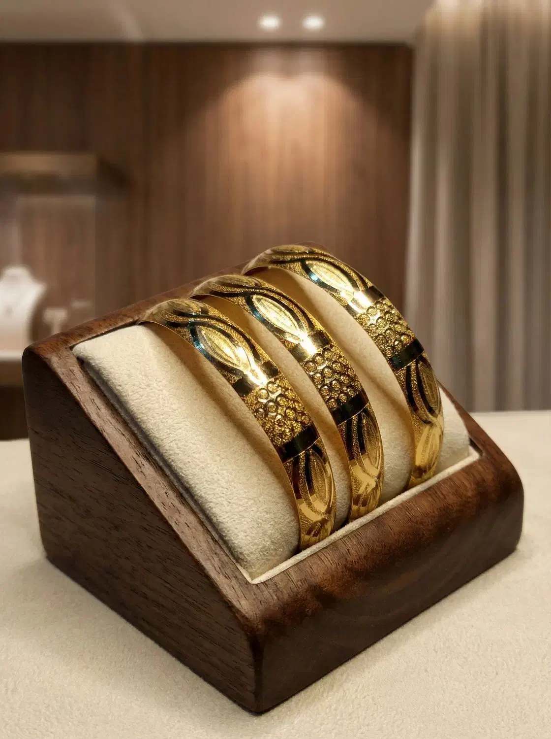 النگو طلا|جواهرات|اهواز, کمپلو جنوبی|دیوار