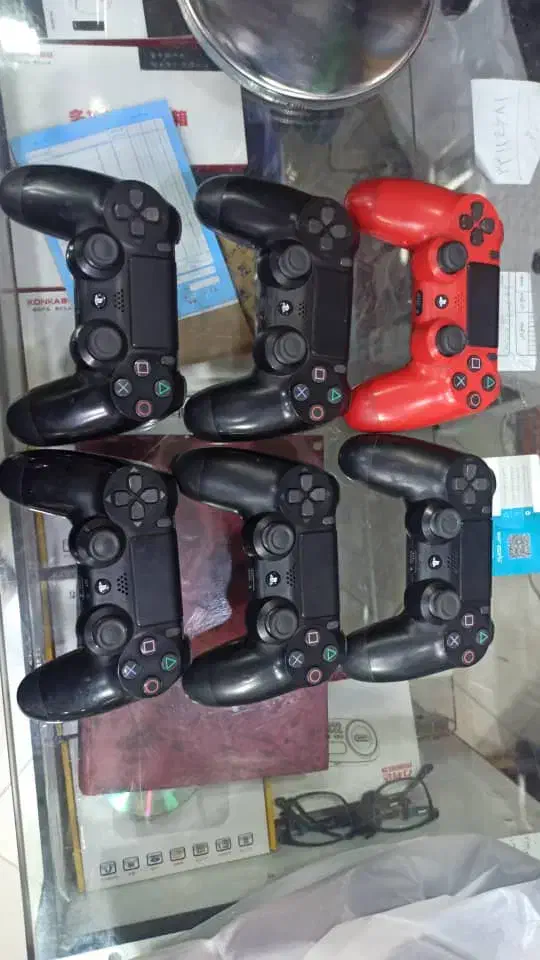 دسته ps4 و لوازم جانبی|کنسول، بازی ویدئویی و آنلاین|ابهر, |دیوار