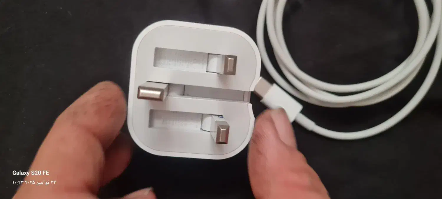 شارژر فابریکی آیفون ۲۰وات اورجینال|لوازم جانبی موبایل و تبلت|شیراز, شهرک ایثار|دیوار