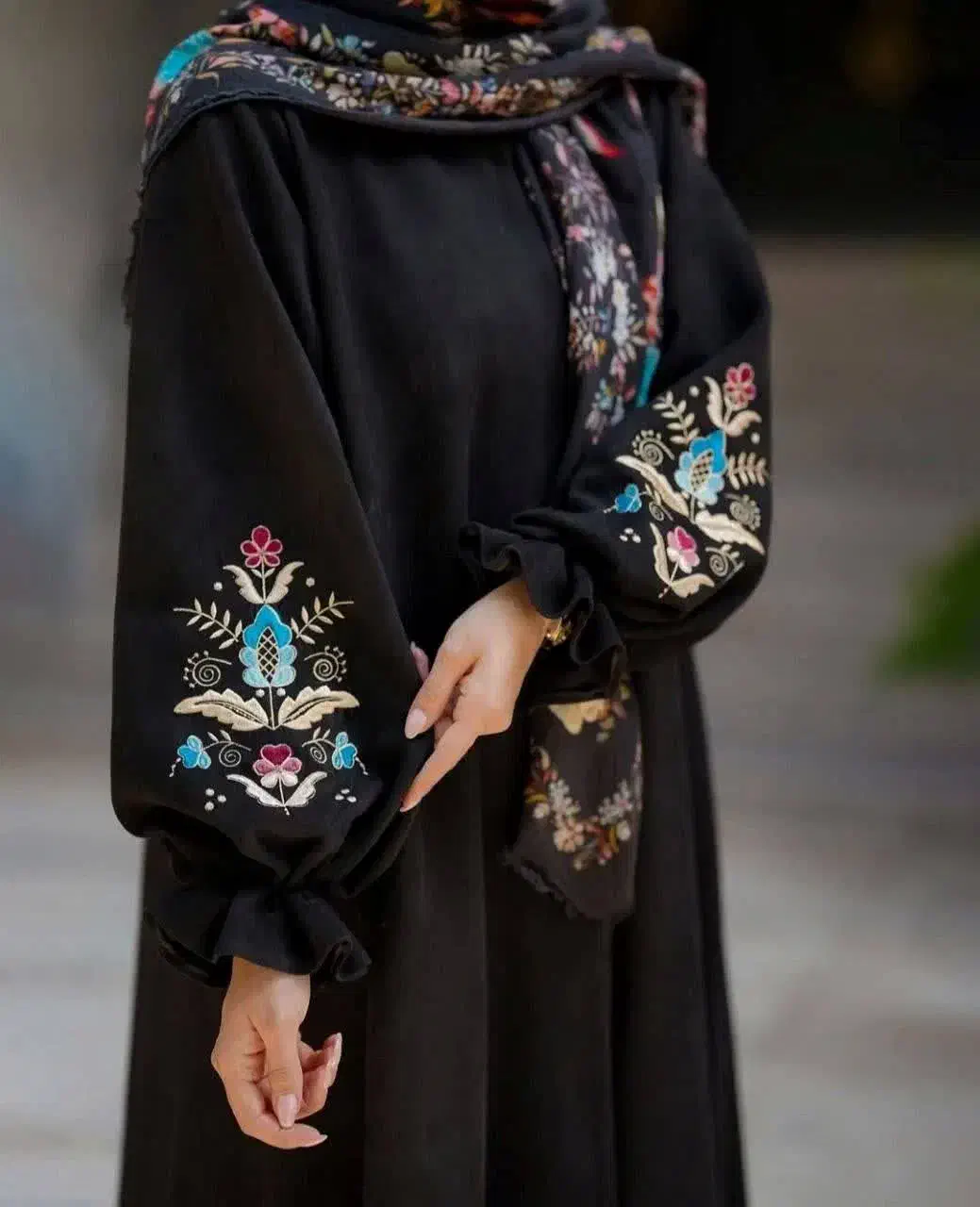 عبا و کفتان|لباس|مشهد, یاس|دیوار