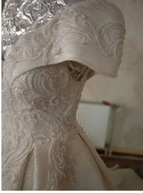 لباس عروس|لباس|ری, دیلمان|دیوار