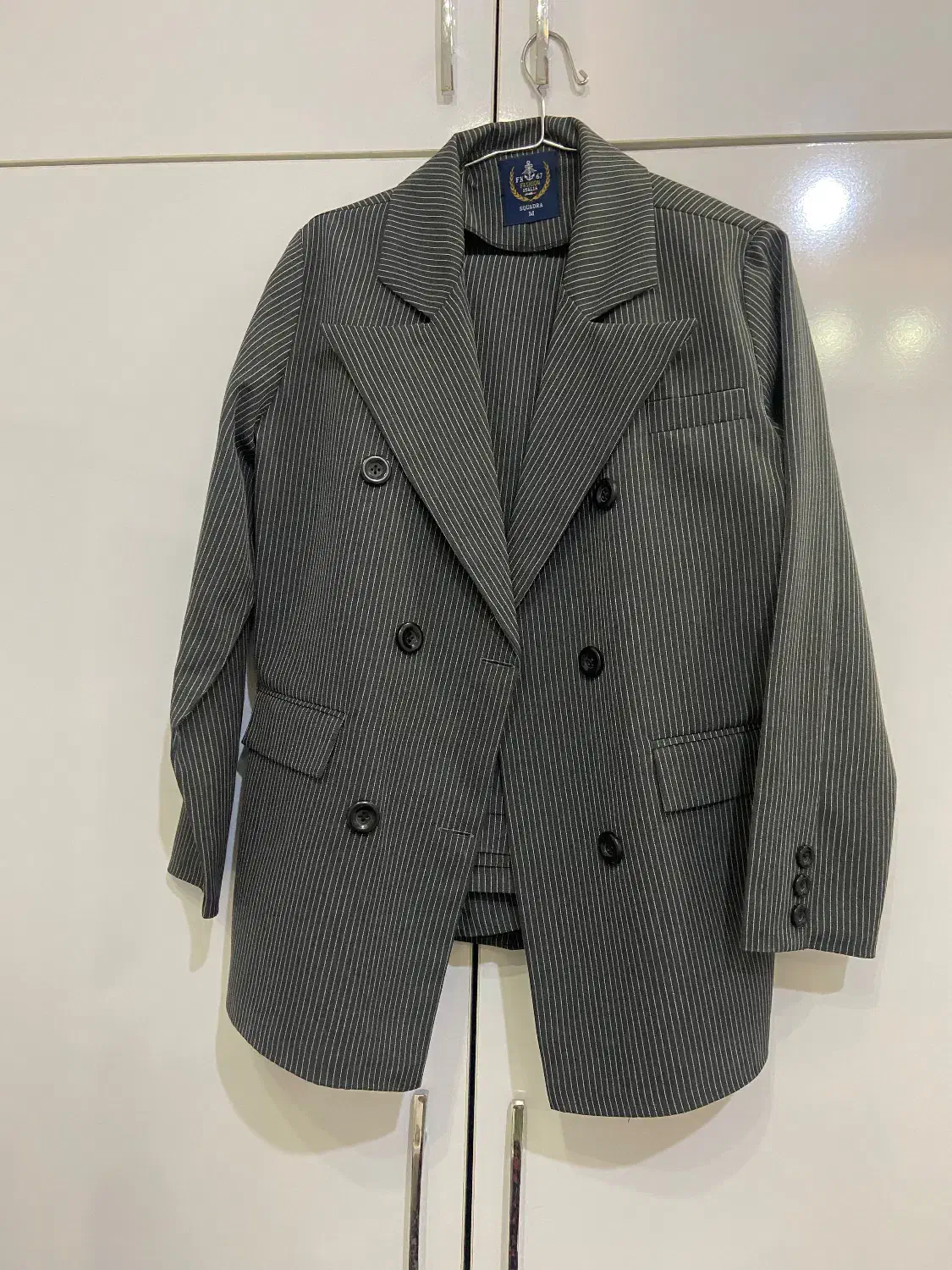 لباس|لباس|رشت, استقامت ۱|دیوار