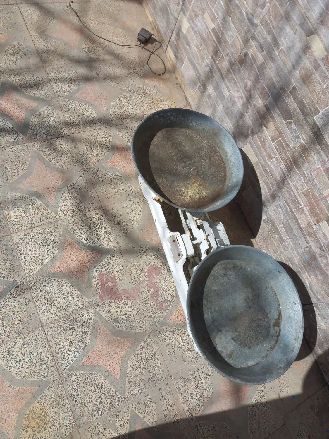 ترازو قدیمی|ابزارآلات|صوغان, |دیوار