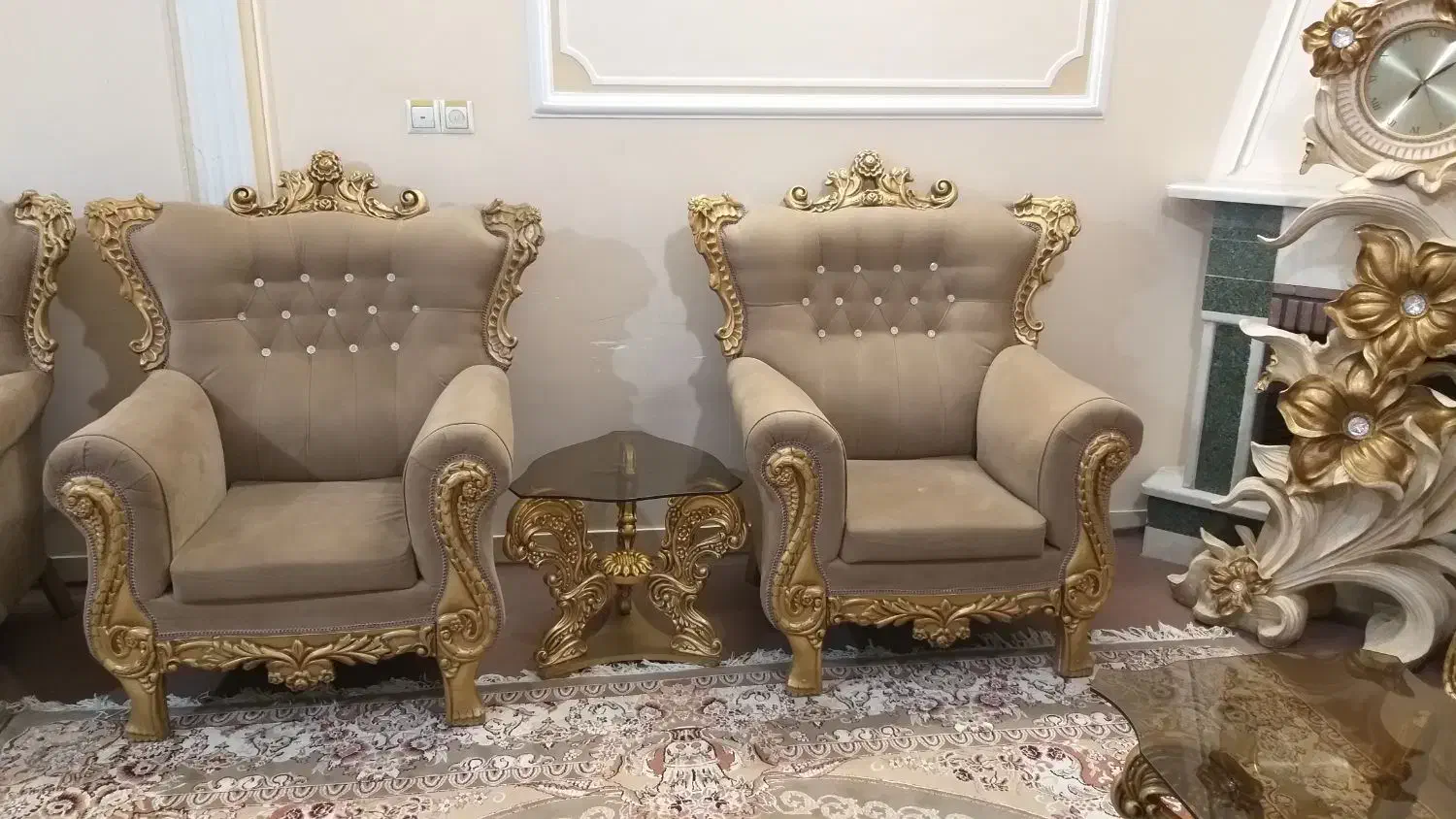 ۱۰ نفره تاج دار سلطنتی در حد نو|مبلمان خانگی و میز عسلی|قزوین, |دیوار