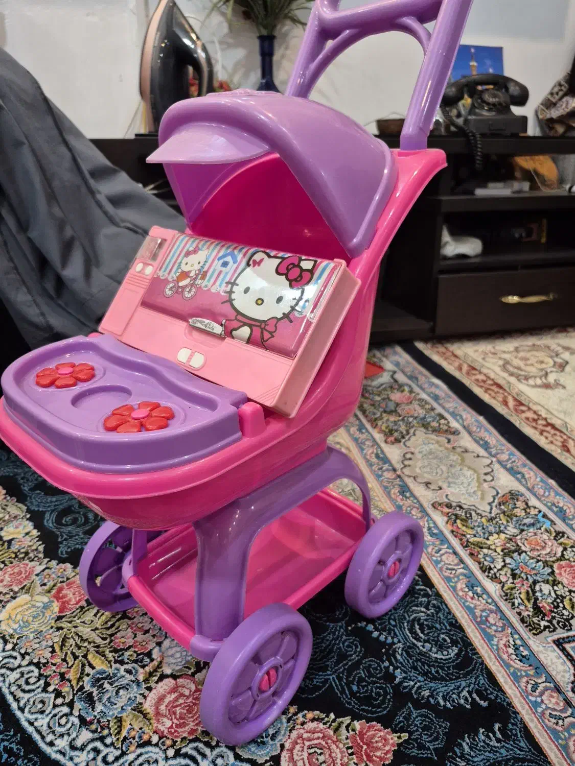 کالسکه بچه با یک عدد جامدادی نو ارسالم میشه|اسباببازی|اسلامشهر, زرافشان|دیوار