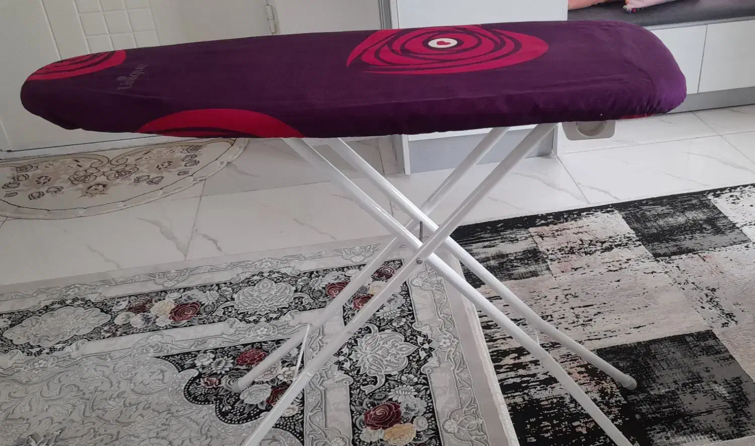 میز اتو ایستاده تاشو|اتو و لوازم اتو|سیاهکل, |دیوار