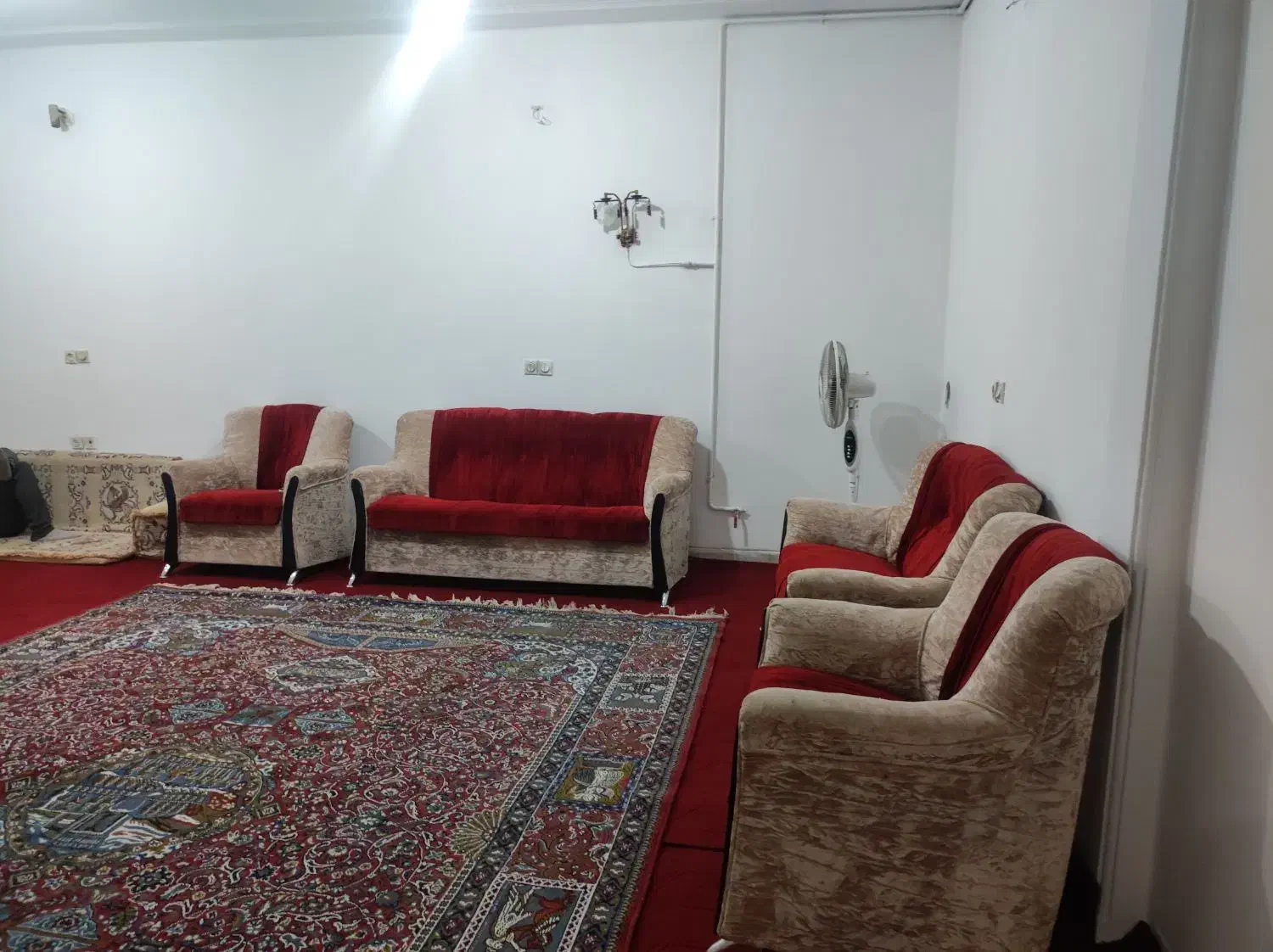 منزل مبله میدان بسیج|اجارهٔ کوتاهمدت آپارتمان و سوئیت|کرمان, |دیوار