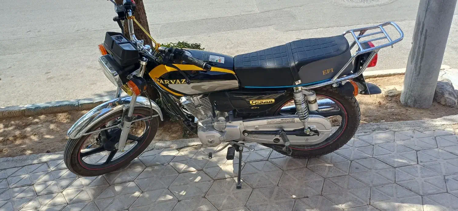 موتور پرواز۱۴۰۴|موتورسیکلت|لنجان, |دیوار