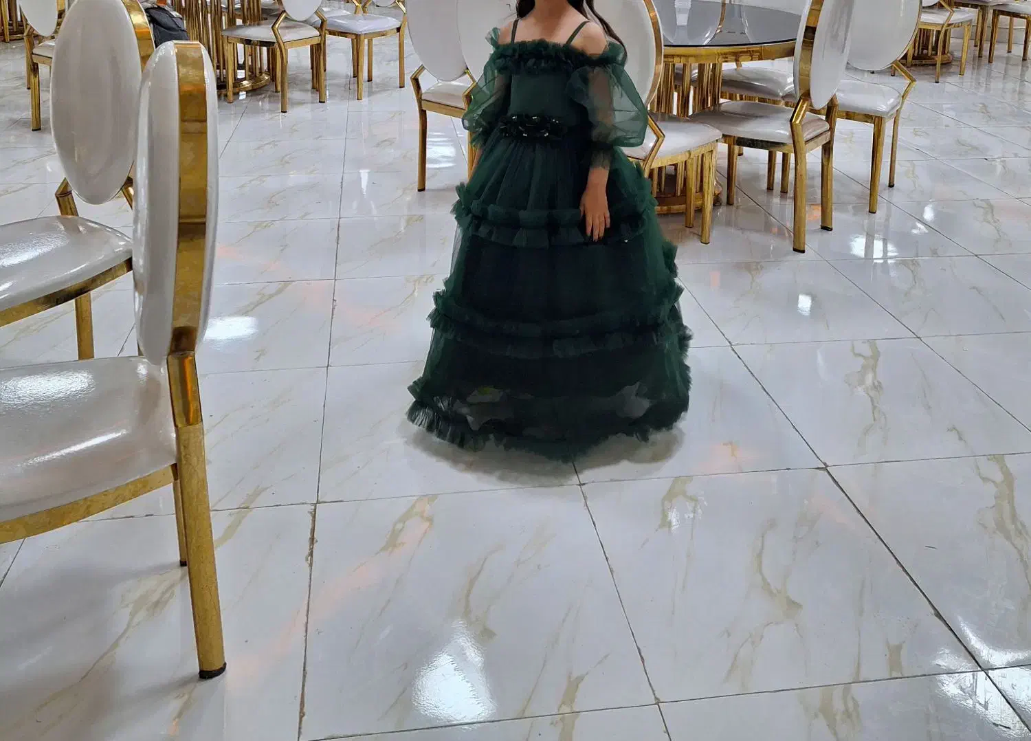 کفش و لباس|کیف، کفش، کمربند|کوهنانی, |دیوار