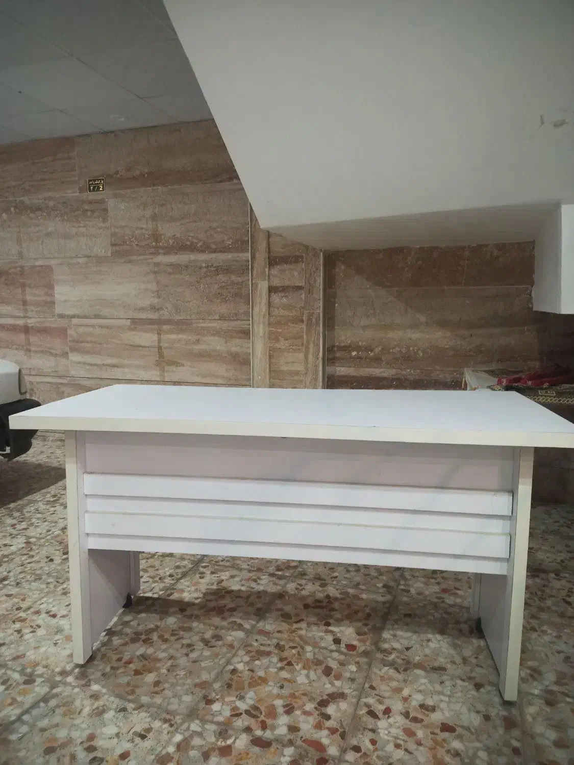 میز تحریر سالم دوکشو|میز تحریر و کامپیوتر|آستانه اشرفیه, |دیوار