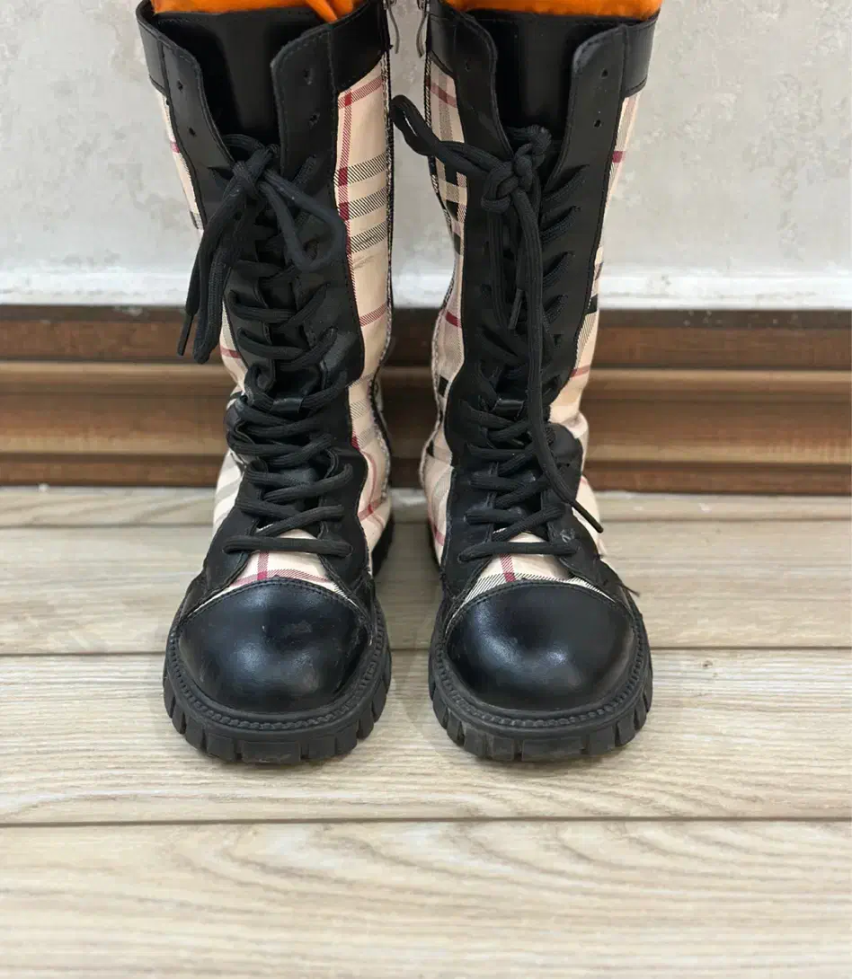 نیم بوت وارداتی|کفش و لباس بچه|ورامین, ورامین|دیوار