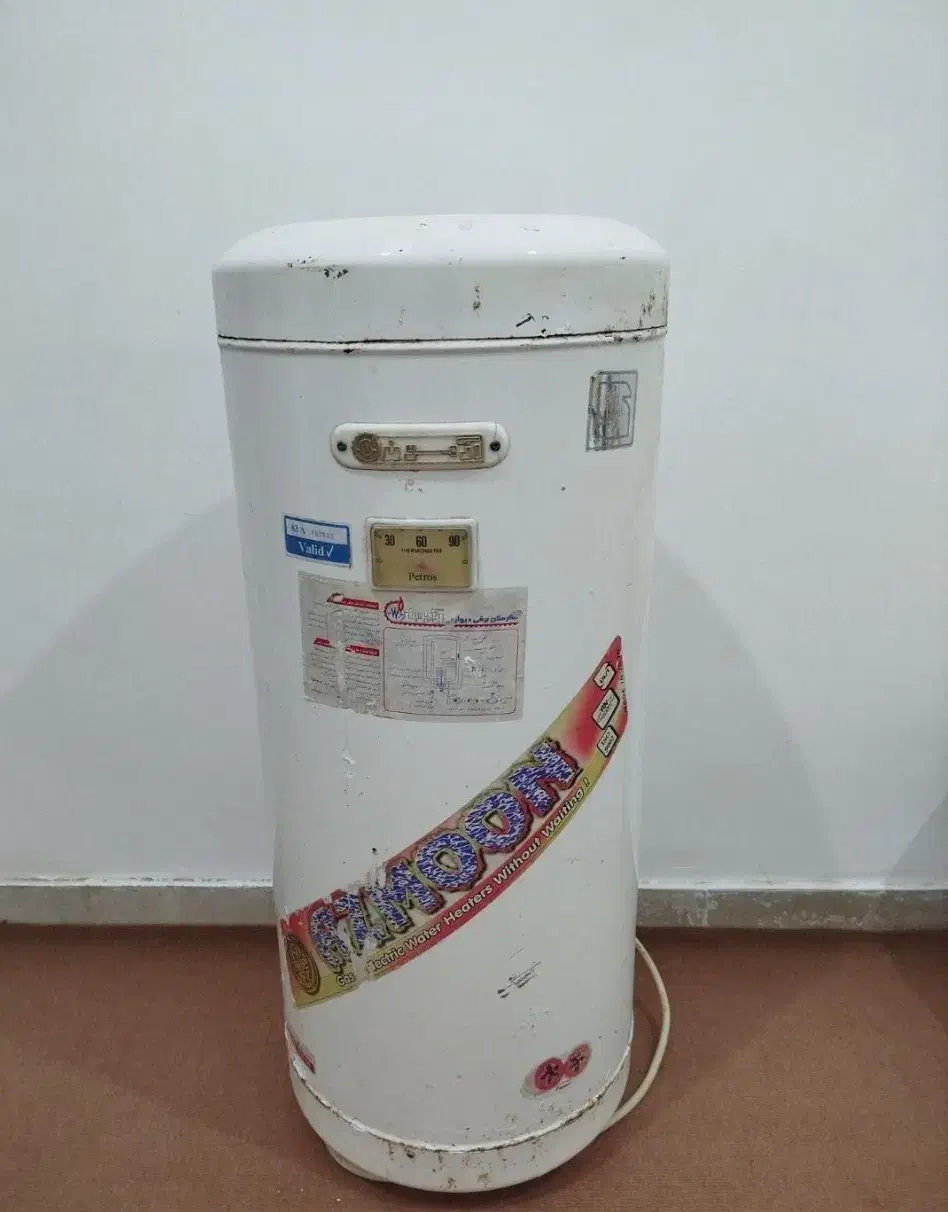 تعمیرات تعمیرکار  آبگرمکن نصب و ایمن‌سازی در محل|خدمات پیشه و مهارت|بندرعباس, |دیوار