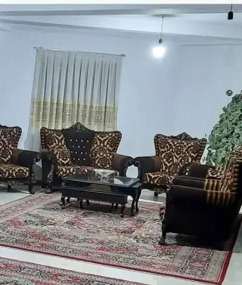 فروش دو دست مبل در حد نو|مبلمان خانگی و میز عسلی|ساری, |دیوار