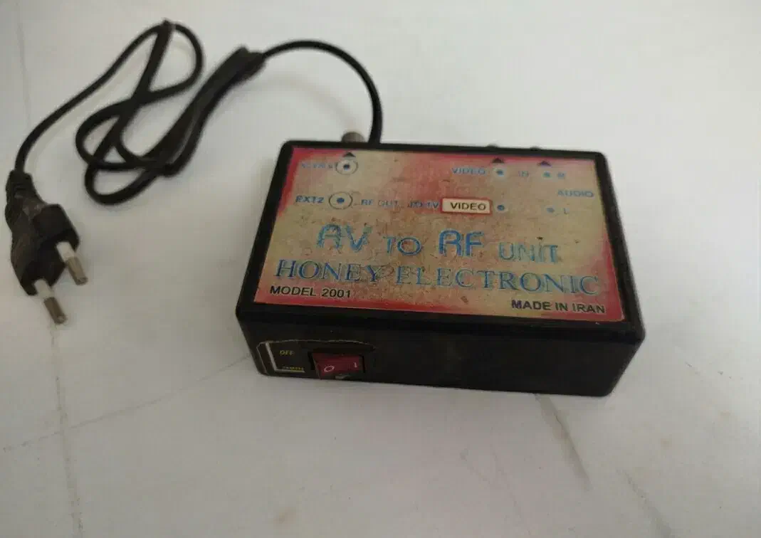 مبدل قدیمی  Rf|تلویزیون و پروژکتور|تهران, بهداشت|دیوار